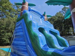 20230914 143024 1713235166 18ft Blue Hurricane Single Lane Waterslide