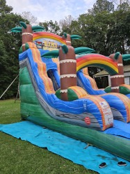 20240503 190306 1714787594 18ft Tiki Plunge Single Lane Waterslide