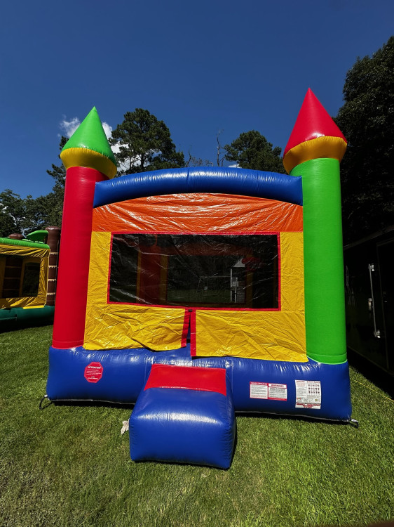 Crayon Castle Bounce House - Medium